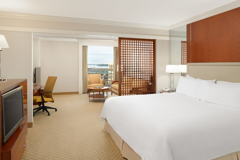 Bedroom 2, San Diego Marriott Gaslamp Quarter, San Diego