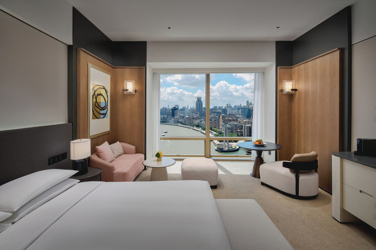 Bedroom 16