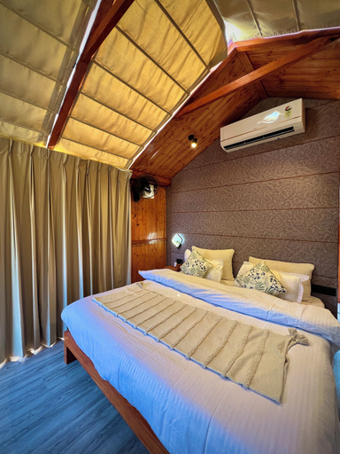 Bedroom 3, Glass Cabins & Cafe by Urban Monk, Kullu