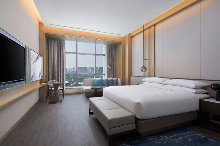 Bedroom 16