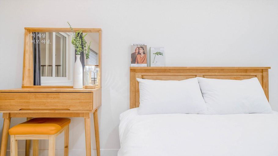 Bedroom 10