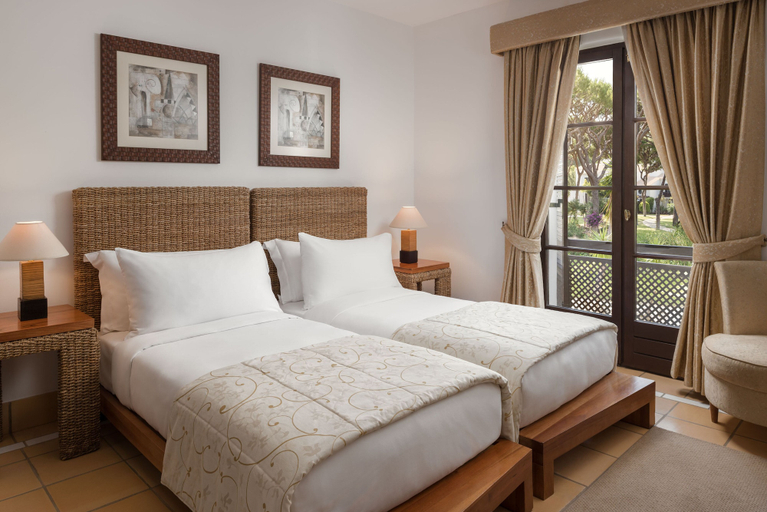 Bedroom 4, Pine Cliffs Village, Albufeira
