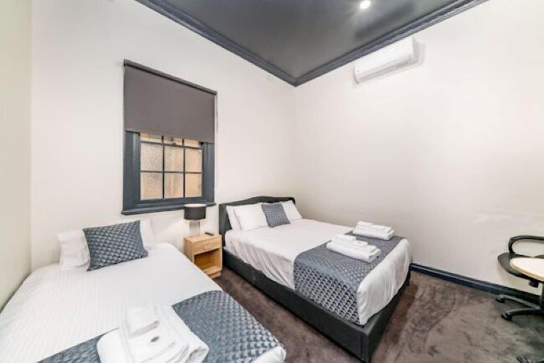 Romano's Hotel, Wagga Wagga - Pt A
