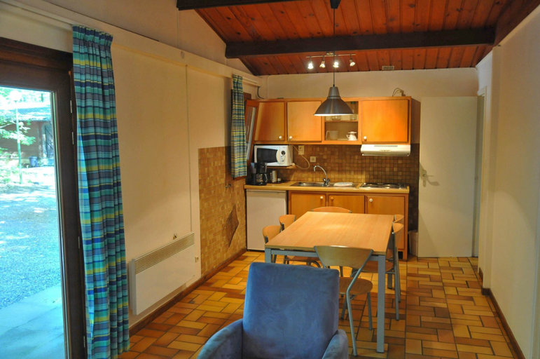 Others 4, Chalet in Belgium Surrounded by Nature, Namur