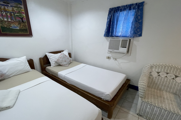 Bedroom 2, Casa de Praxides Tourist Inn Palawan, Puerto Princesa City