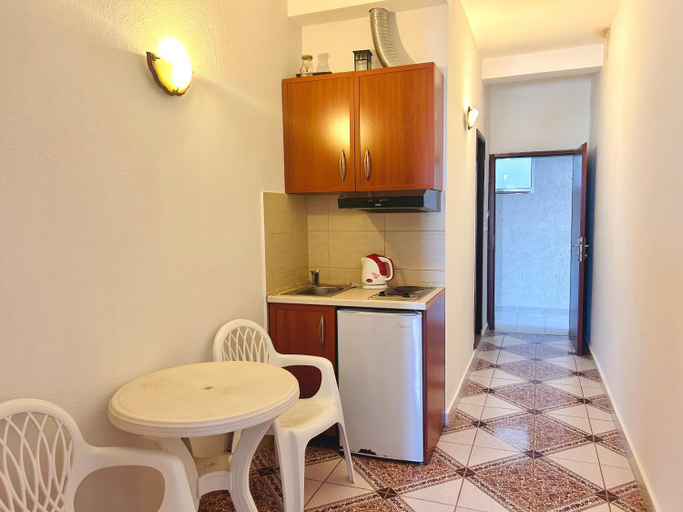 Others 5, Apartments Aga