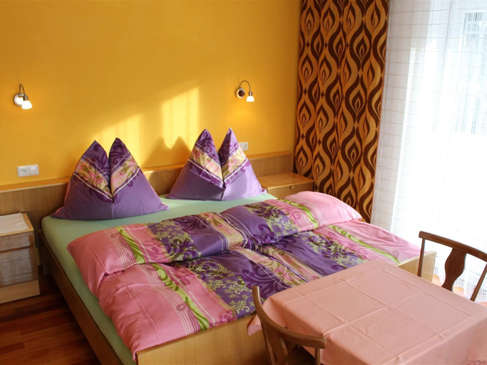 Bedroom 3, Apartment in Katschberg near Ski Slopes, Spittal an der Drau