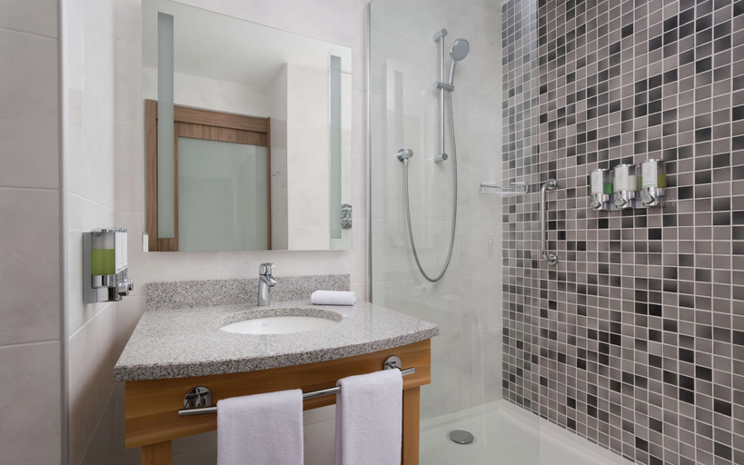 Bathroom 5, Hampton by Hilton Astana Triumphal Arch, Astana City