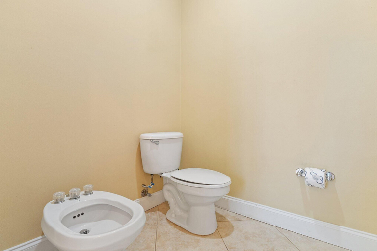 Bathroom 4, La Playa 901, Escambia