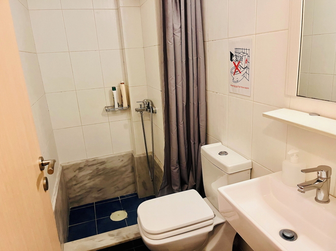 Bathroom 5, Elvita Apartments, Attica