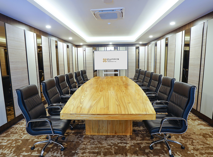 Business Facilities 27
