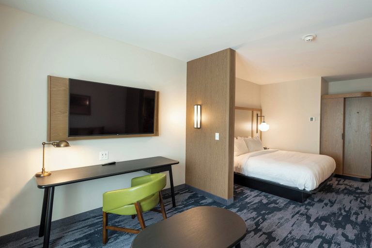 Bedroom 3, Fairfield Inn & Suites by Marriott Arkadelphia, Clark