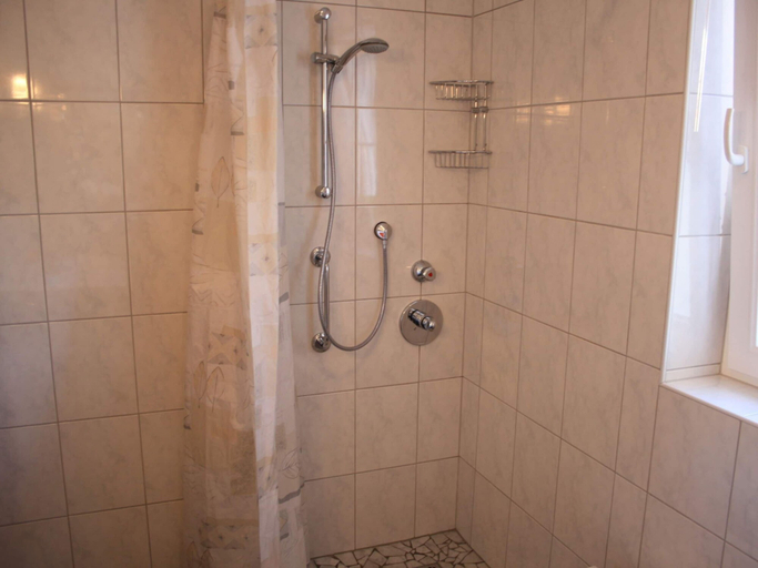 Bathroom 5, Apartment in Kaprun Near Ski Lift, Zell am See