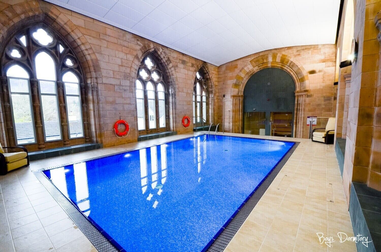 Sport & Beauty, The Boys Dormitory, Highland