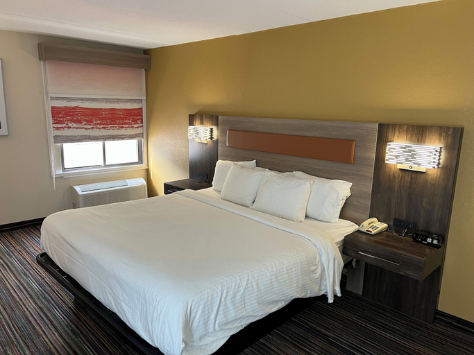Bedroom 5, Rodeway Inn Little Falls, Herkimer