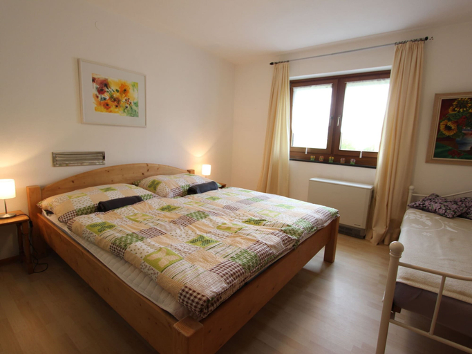 Bedroom 2, Spacious Holiday Home in Sankt Johann near Ski Area, Kitzbühel