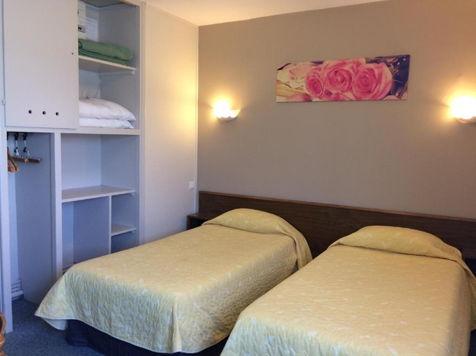 Bedroom 5, Logis Hotel Delfotel, Saône-et-Loire