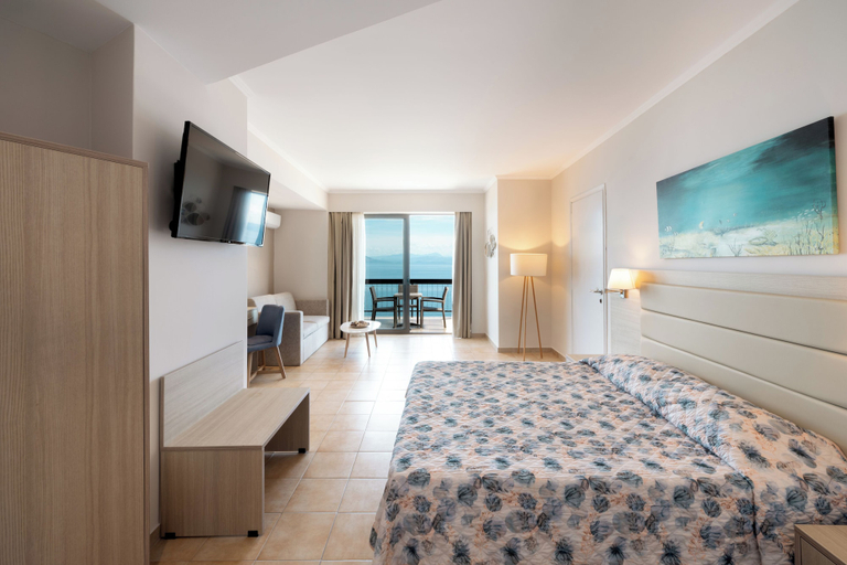 Bedroom 3, Canvas by Mitsis Belvedere, Ionian Islands