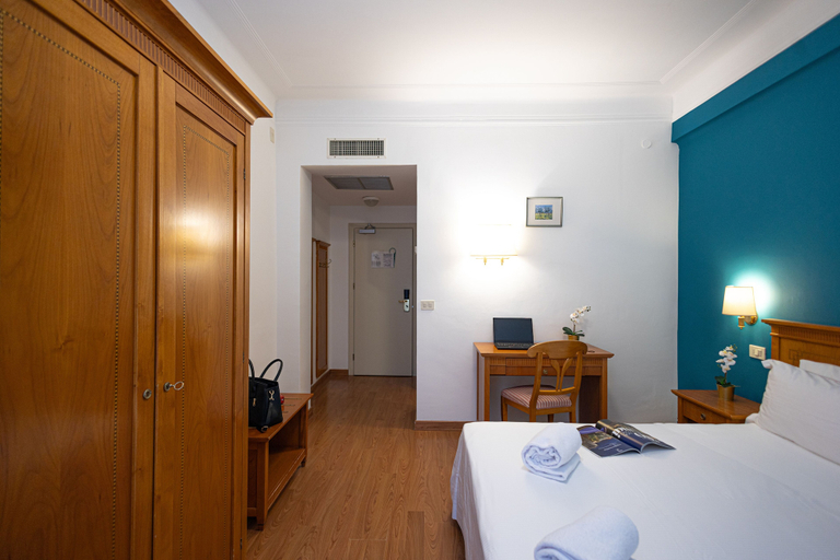 Bedroom 2, Hotel Majestic by LVG Hotel Collection, Savona