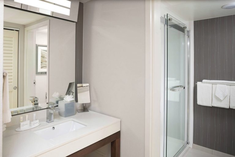Bathroom 3, Courtyard by Marriott Indianapolis Northwest, Indianapolis