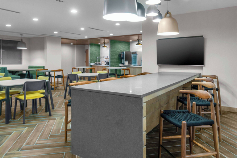 Food & Drinks 5, Fairfield Inn & Suites by Marriott Rocky Mount, Nash