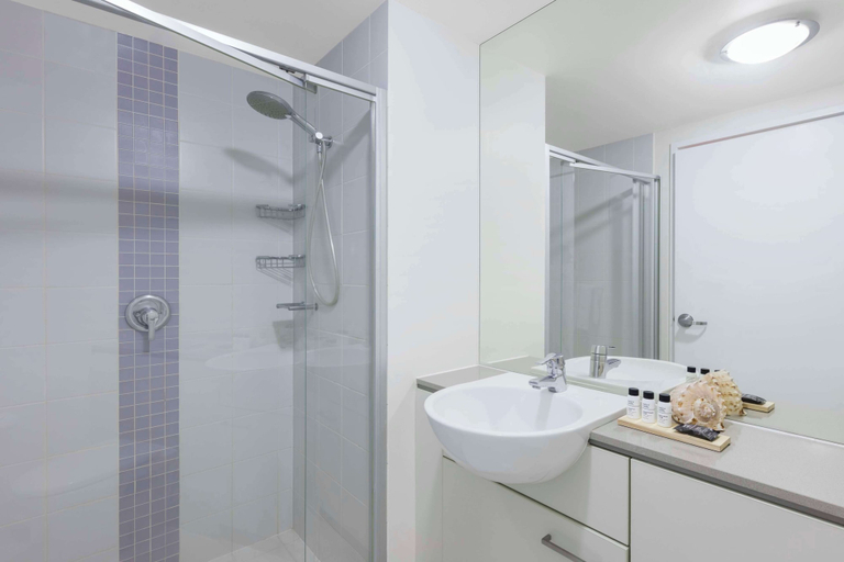 Bathroom 9
