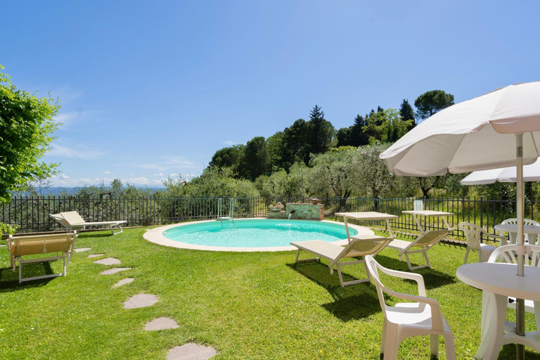 Others 2, Casa Vacanze con piscina a San Gimignano, Siena
