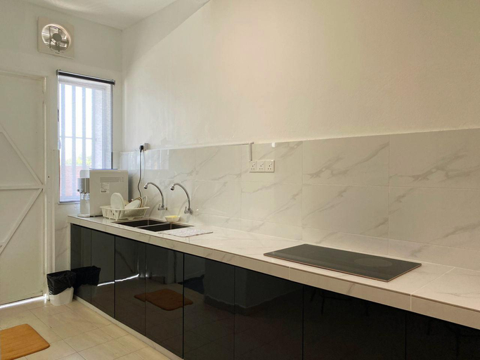 Others 5, IKEA Modernism House 10Pax@Near Icon City, Seberang Perai Tengah