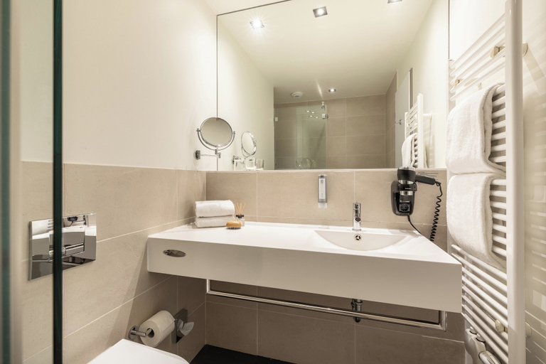 Bathroom 5, Garner Hotel Berlin - Mitte, Berlin
