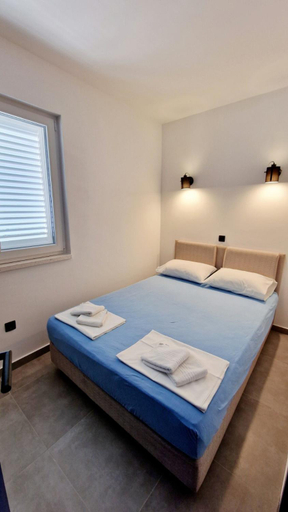 Others 1, Villa Dardona Drvenik, Gradac