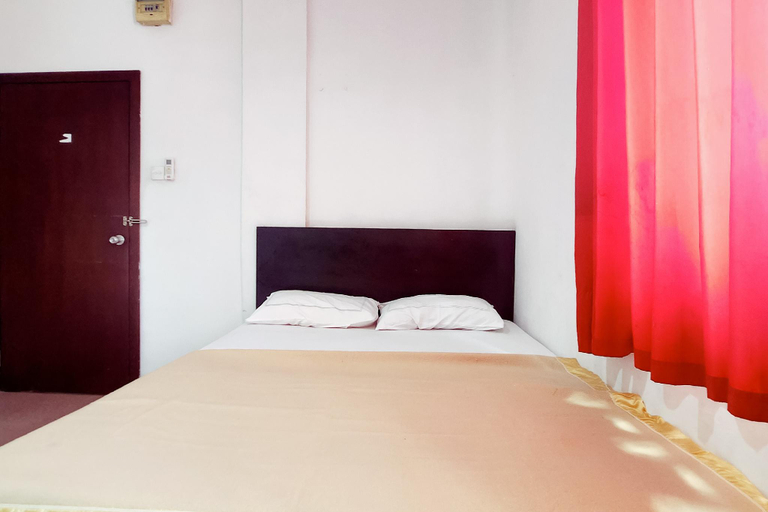 Bedroom 12