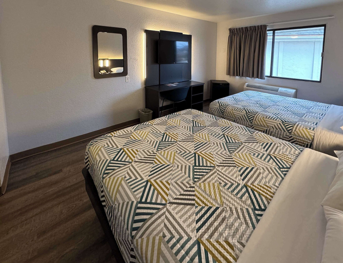 Bedroom 13
