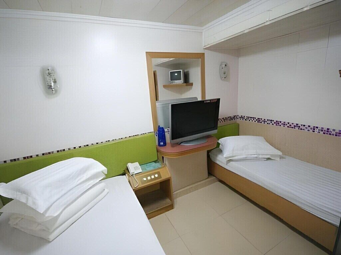 Bedroom 10