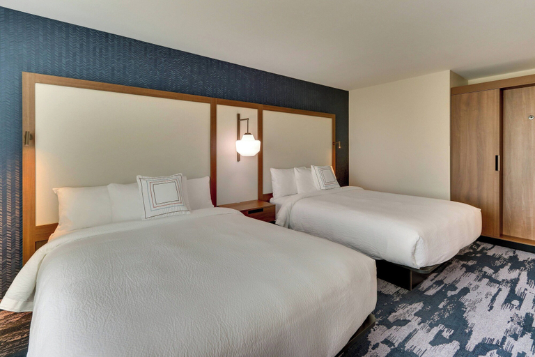 Bedroom 3, Fairfield Inn & Suites by Marriott Goshen, Elkhart