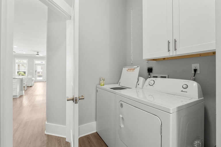 Bathroom 4, 22704 Front Beach Road Ocean Breeze, Bay