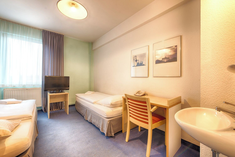 Bedroom 5, enjoy hostel Berlin City West, Berlin
