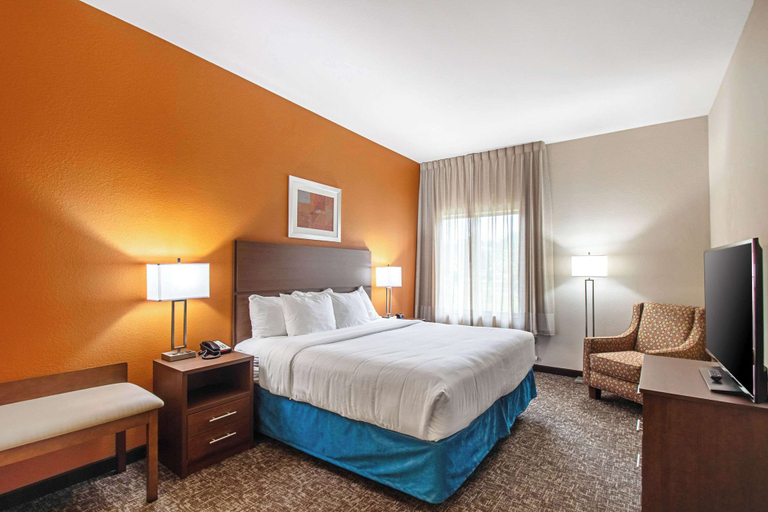 Bedroom 3, MainStay Suites Madison - Monona, Dane