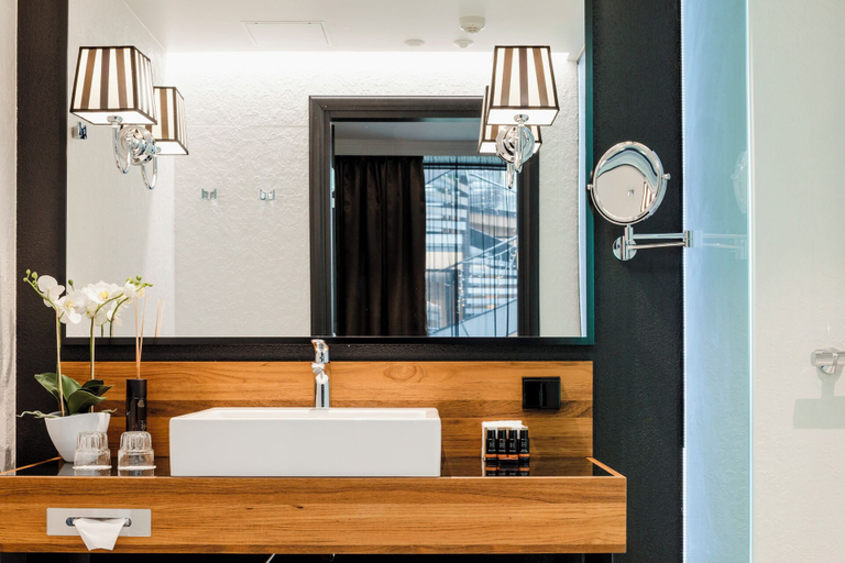 Bathroom 5, Hotel F6, Uusimaa