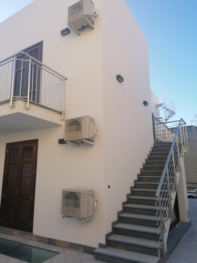 Others 2, Akoya Apartments, Trapani