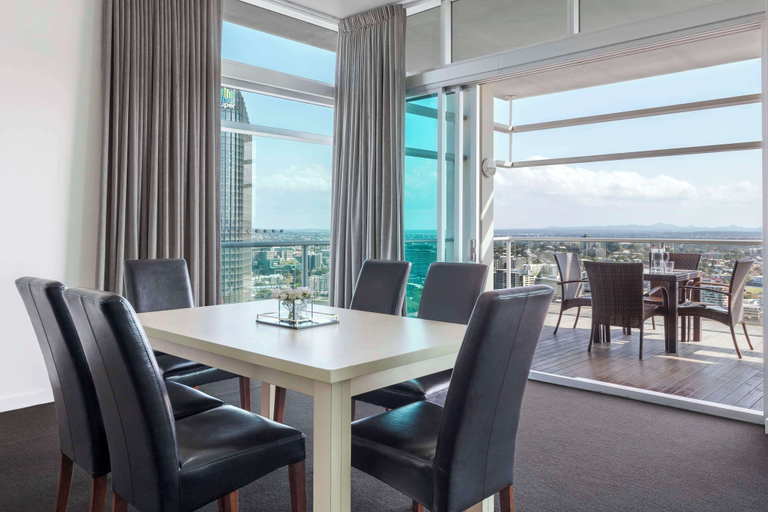 Dining Room 13