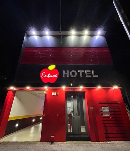 Others 4, Hotel Extase, São Paulo