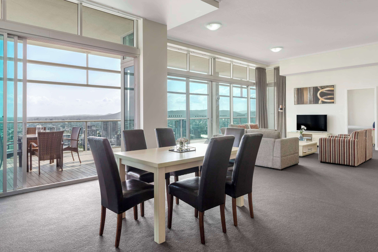 Dining Room 14