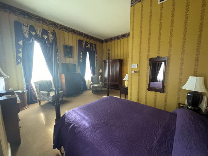 Bedroom 8