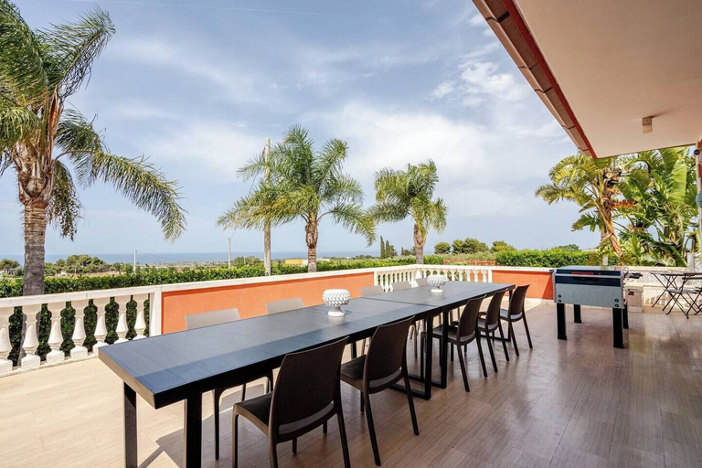 Food & Drinks, Villa strepitosa con vista mare, Bari