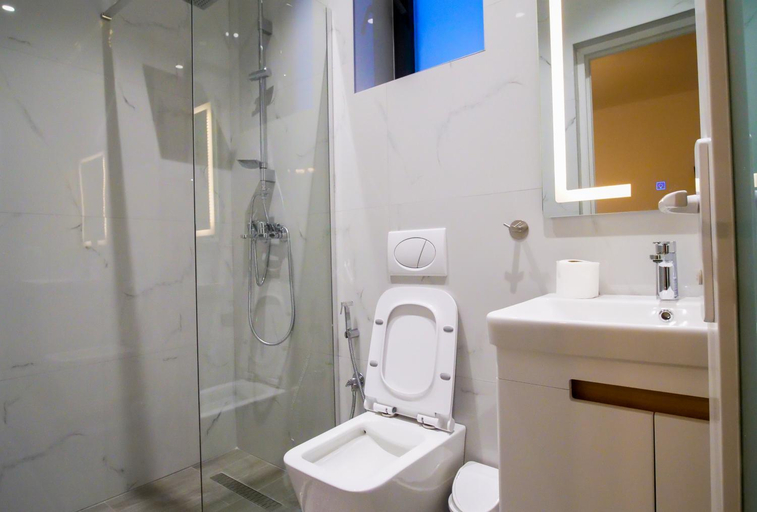 Bathroom 2, Villa Balliu, Beratit