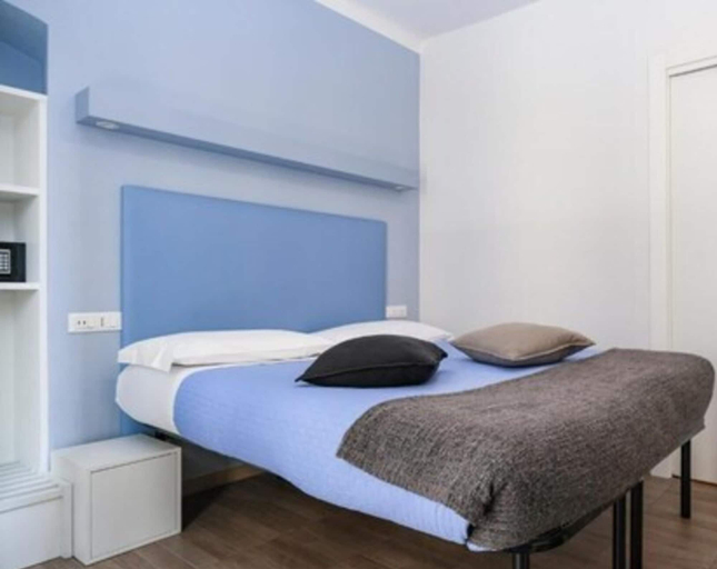 Lia Rooms, La Spezia