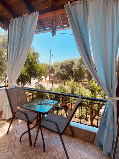Others 4, Garden Guesthouse, East Macedonia and Thrace