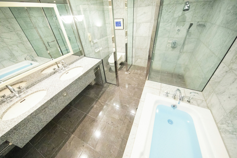 Bathroom 3