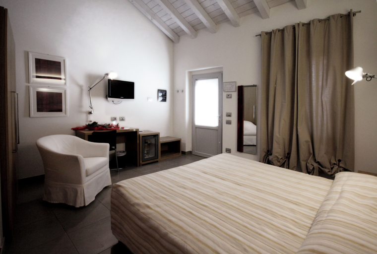 Bedroom 12
