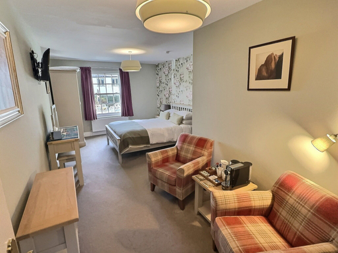 Others 5, The Three Shires Inn, Cumbria